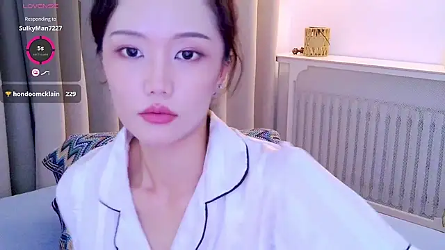 yufenna Chat XXX in diretta
