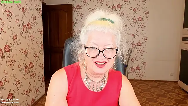 Maya_Mayflower Live XXX-Chat