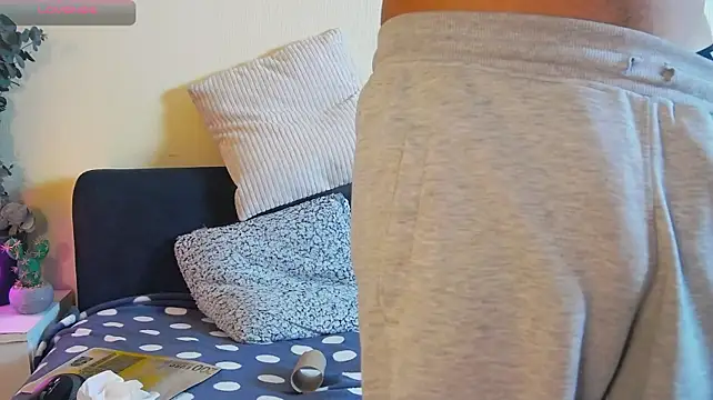 XXX chat uživo modela ThomasEdisonn