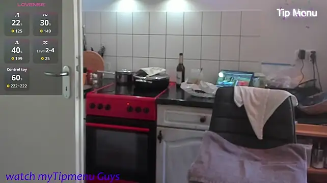 BigUncut_19x6 Live XXX-Chat
