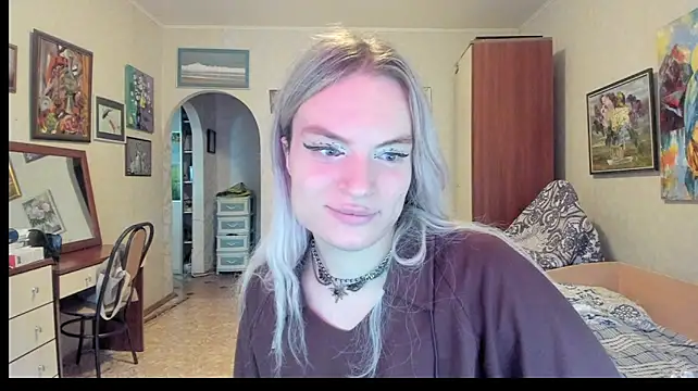 XXX chat uživo modela milliKira006