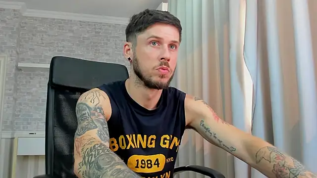 JonahShaw Live XXX-chat