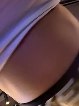 Živý XXX chat F3ckd0lllucy