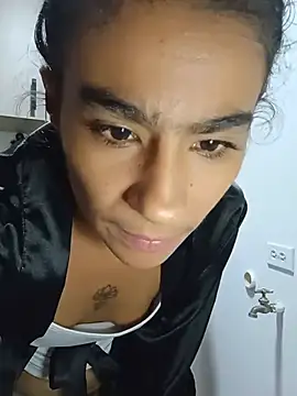 Chat +18 de Leslly_ ao vivo