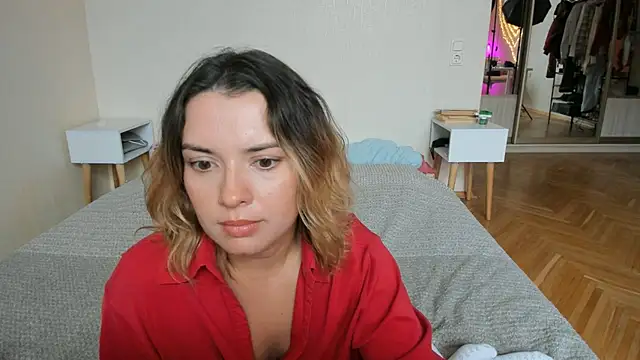 Chat +18 de BrightDani ao vivo