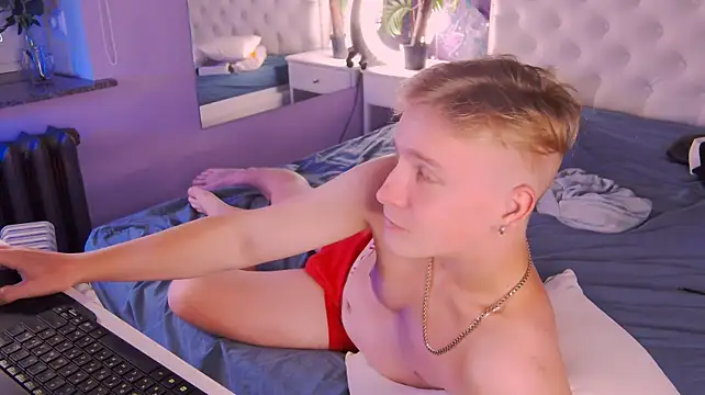 _AlexHot_ XXX чат на живо