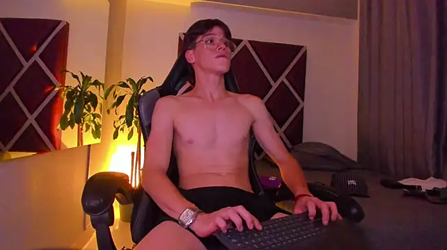XXX chat uživo modela Axel_Royce