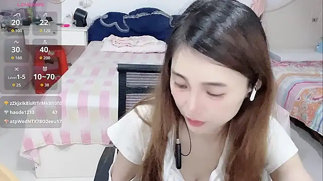 Chat +18 de miaomiao-99 ao vivo