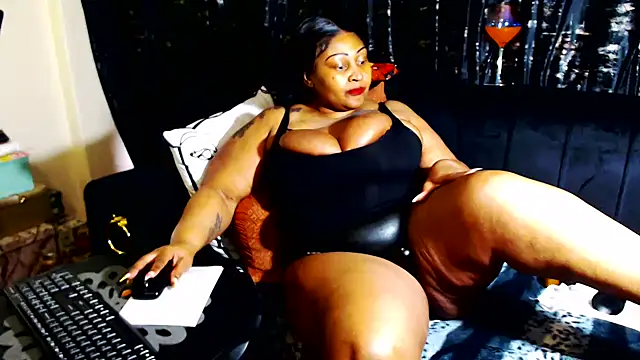 MONSTERTITS44DDD লাইভ XXX চ্যাট