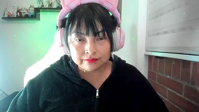 Shaddycute_ Chat XXX in diretta
