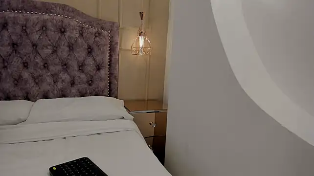 Charlie___Musk Pertunjukan Webcam
