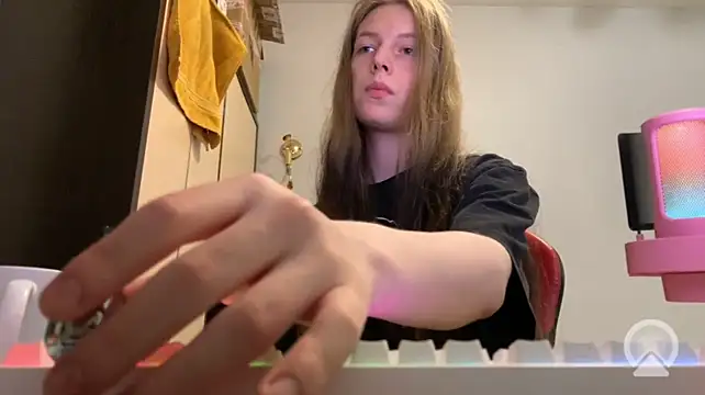 britneylovely's Live XXX Chat