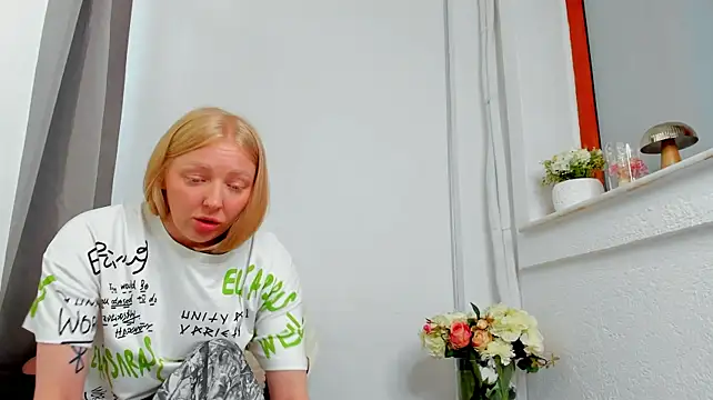 SundyRose's Live XXX Chat