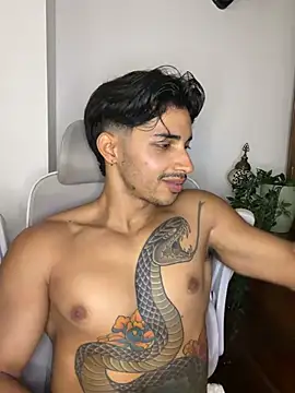 David_Tresh5 লাইভ XXX চ্যাট