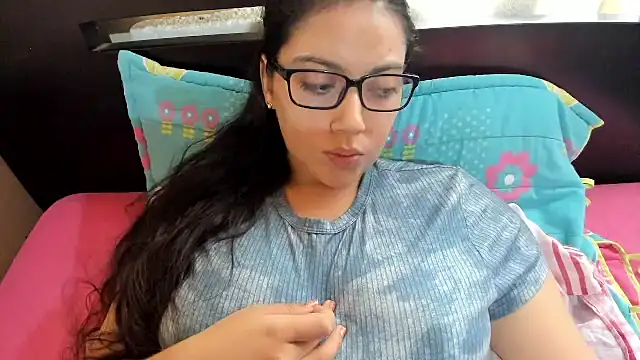 roniewester Adlı Modelin Canlı XXX Sohbeti