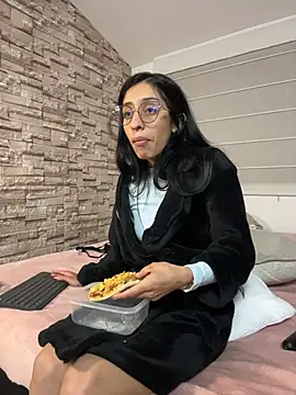 Lucyjoi's Live XXX Chat