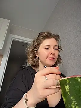 XXX chat uživo modela KellyKeler