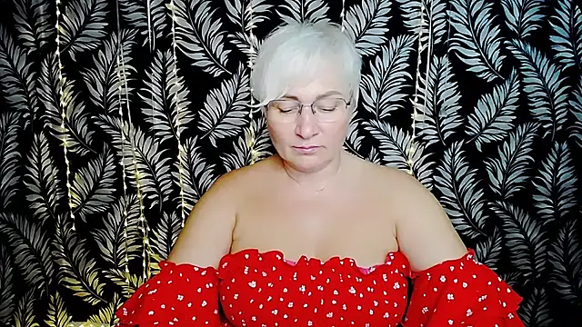צ'אט XXX בשידור חי של Olivia_playful