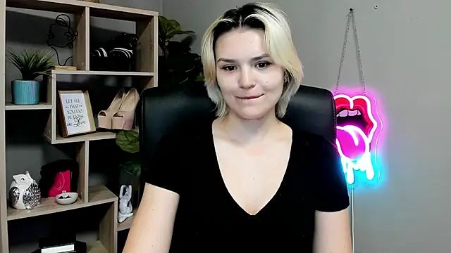 SweetLilyxo Adlı Modelin Canlı XXX Sohbeti