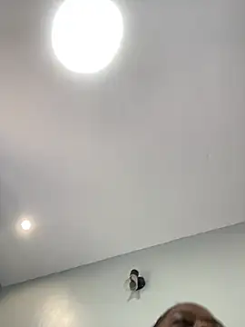 Sis27のライブXXXチャット