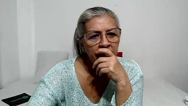 Chat +18 de candy_mature_ ao vivo