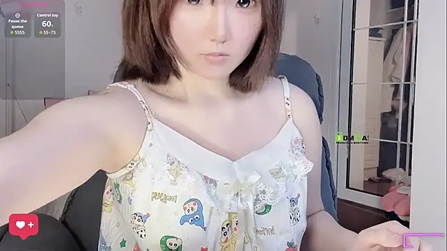 Chat XXX en directo de momo-5952