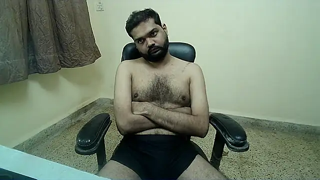 Kinky_Kumarr Adlı Modelin Canlı XXX Sohbeti