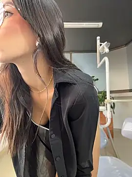 Chat XXX en directo de iris_cuteface