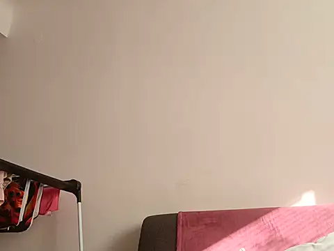 Jahudka47's Live XXX Chat