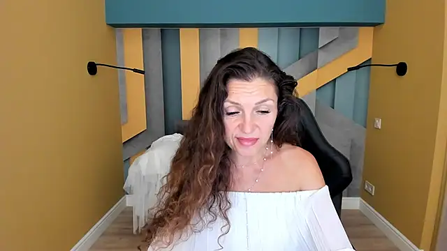 دردشة EllaLong الجنسية المباشرة