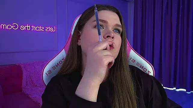 CrystalLyons Live XXX-chat