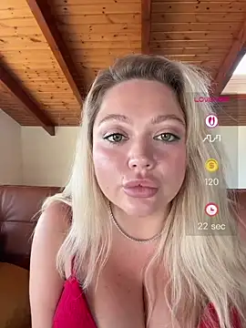 Chat XXX en directo de misstitmouseofficial