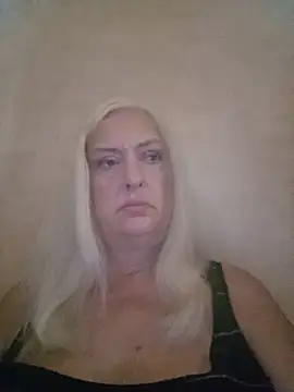 Julia20X Live XXX-Chat