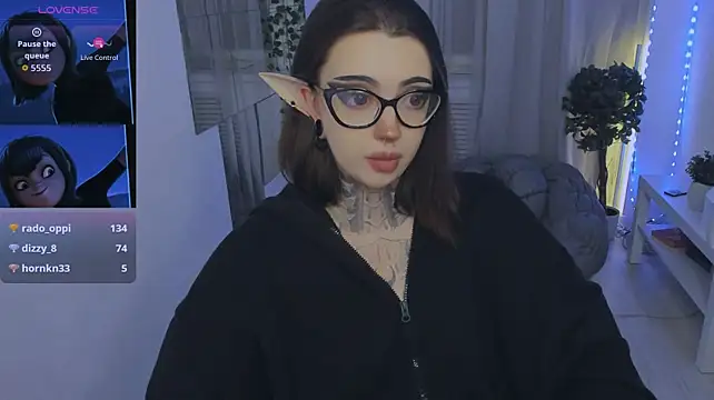 Dixi_Pixi_ Live XXX-Chat