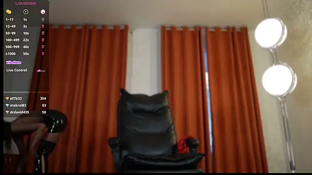 Chat XXX ao vivo de LAUREL_HAZEL