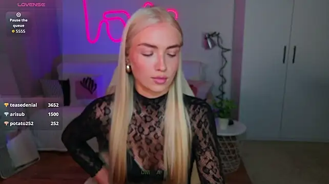 TessaGrays' Live XXX Chat