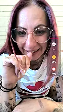 Devils-Akita – Live XXX-chat
