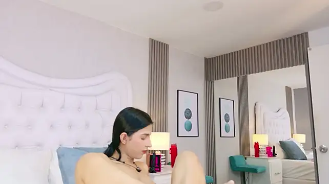 Chat +18 de CaitlynMiller ao vivo