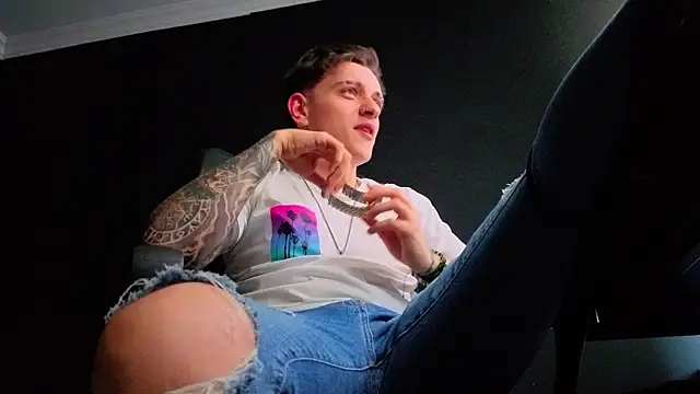 Chatroom XXX en direct de FelixStarkk