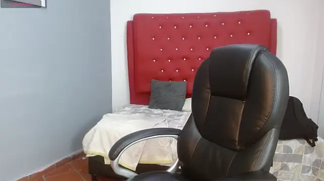 Marcoviolet Chat XXX live