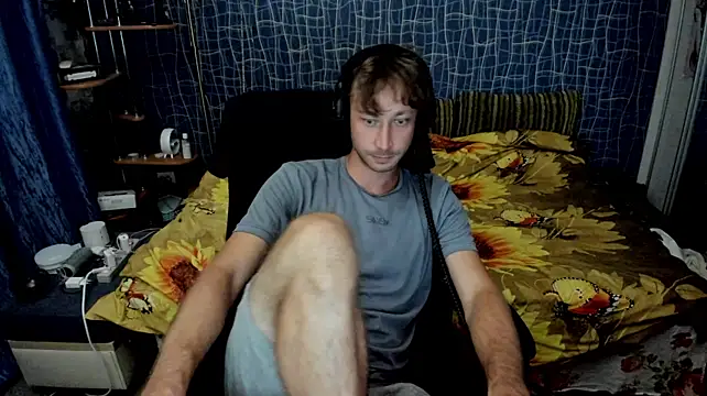 XXX chat uživo modela CuteBoy228