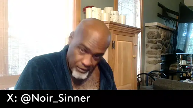 sinnernoir Adlı Modelin Canlı XXX Sohbeti