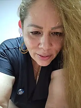 SluttyMilf79 Chat XXX in diretta