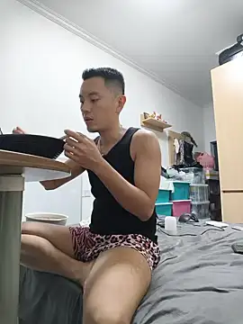 HotStarKOKO's Live XXX Chat