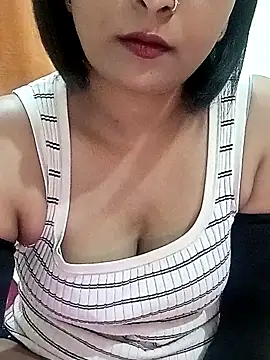 دردشة Queen_Kushi4 الجنسية المباشرة