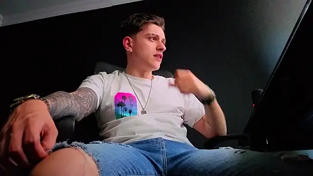 FelixStarkk's Live XXX Chat