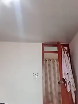 BigbuttBrooklyn_: απευθείας συνομιλία ΧΧΧ