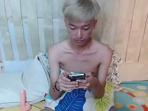 Fem_phiLboy69のライブXXXチャット