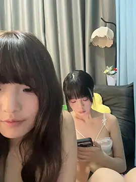 Chat XXX en directo de qiqi_x