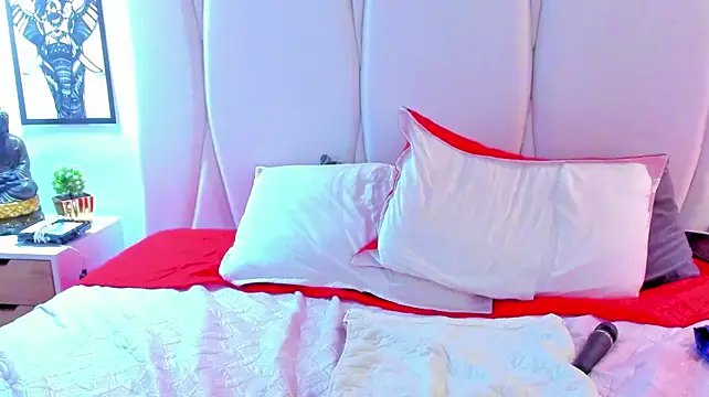 Chatroom XXX en direct de Amara_RedJS